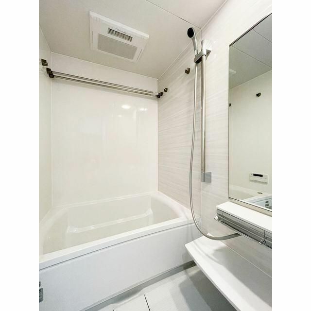 バス・シャワールーム　ゆったり過ごせるお風呂です