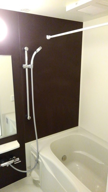 バス・シャワールーム　同型モデル　参考