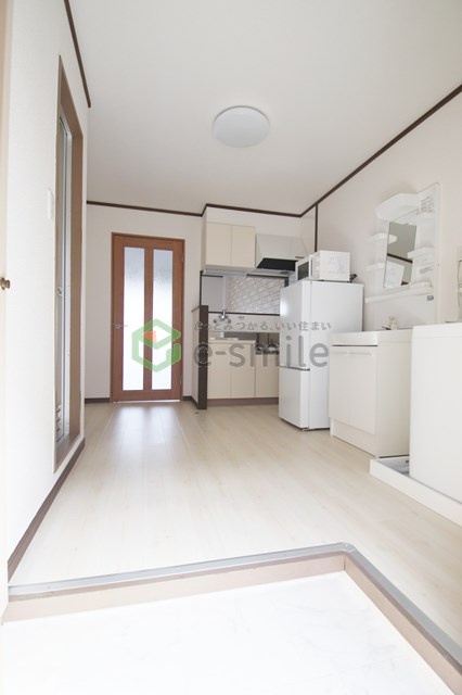 玄関　収納もある玄関です