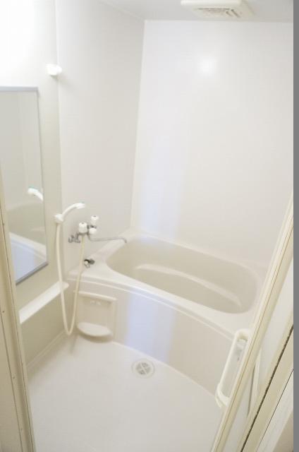 バス・シャワールーム　浴室