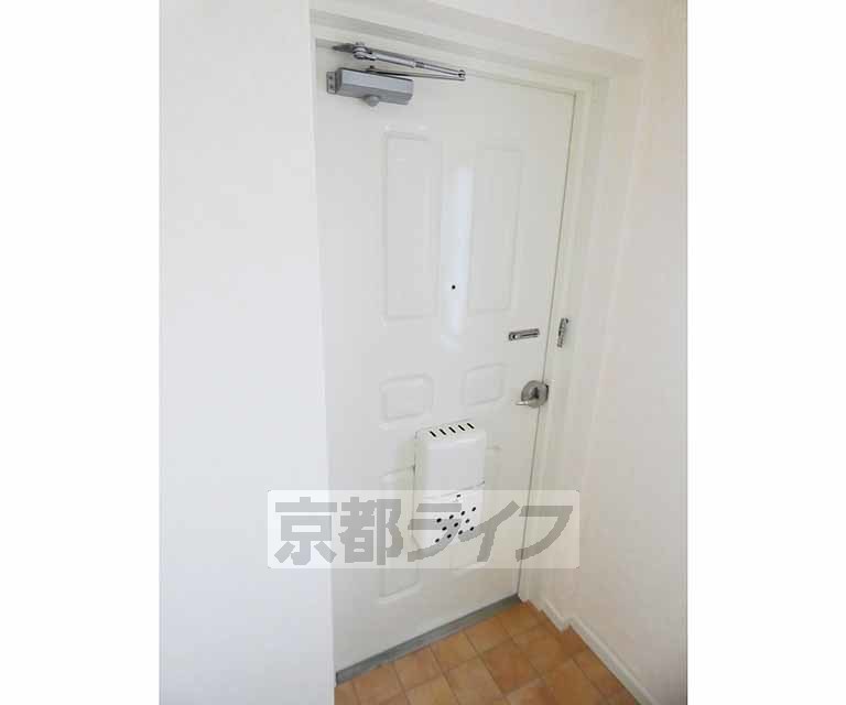 その他設備　しっかりとしたドアです。