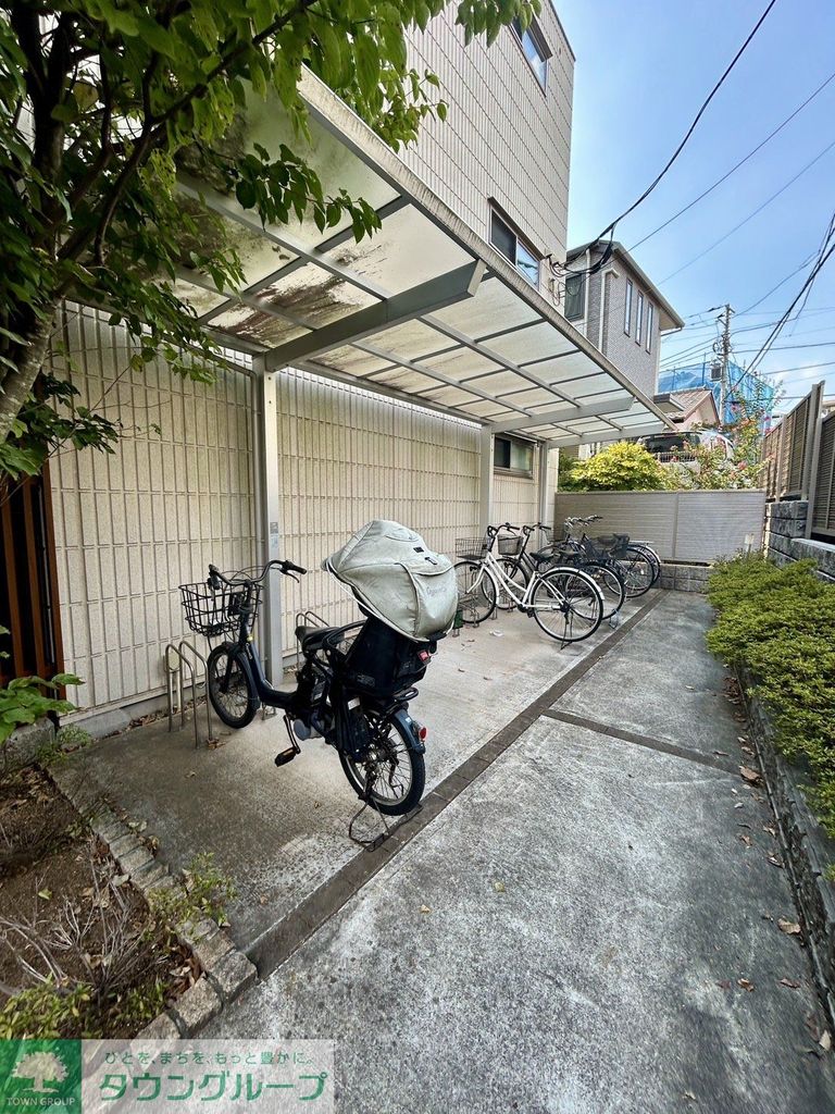 その他共有部分　※同建物別号室（参考写真）