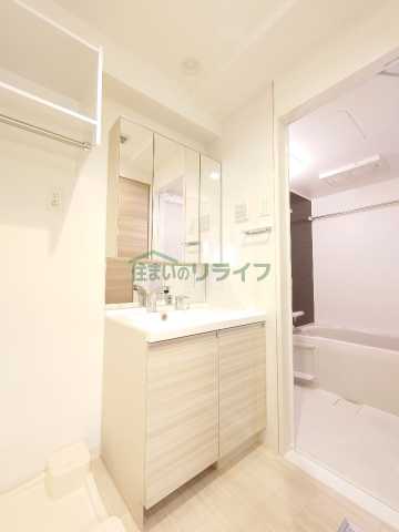 洗面設備　ラティエラ練馬