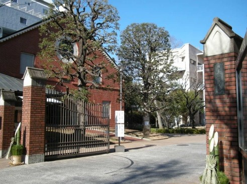 大学・短大　日本女子大学（大学・短大）まで1879m