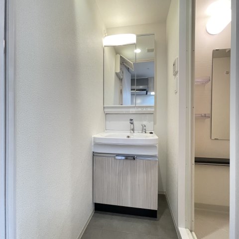 洗面設備　同仕様タイプです