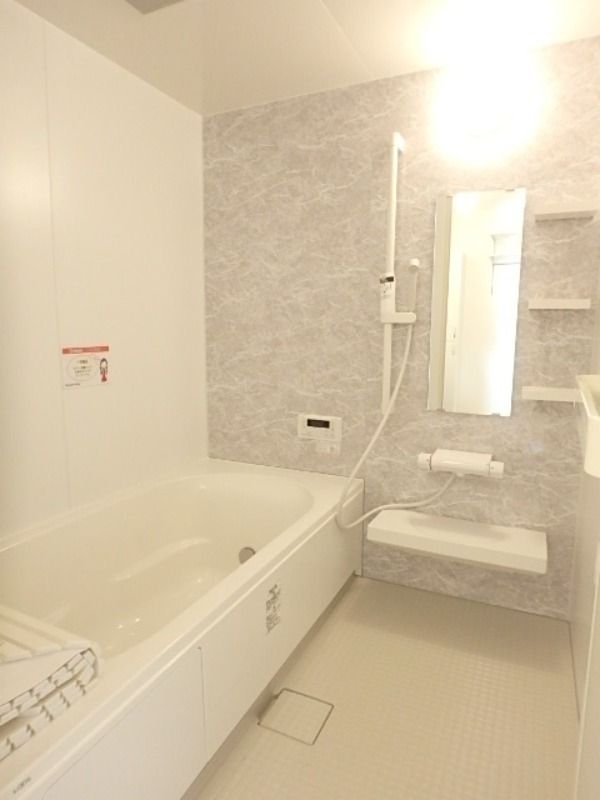 バス・シャワールーム　図面と現状に相違がある場合には現状を優先