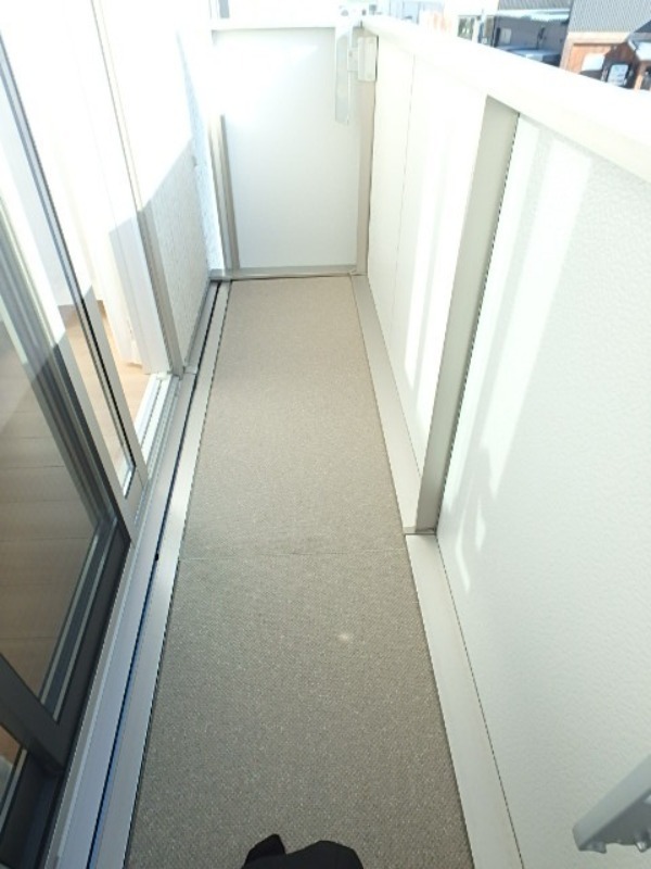 バルコニー　図面と現状に相違がある場合には現状を優先