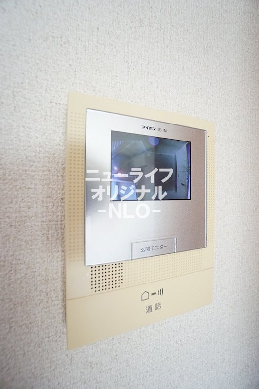 セキュリティ　室内から来訪者を確認できるTVモニターホン付で安心です☆