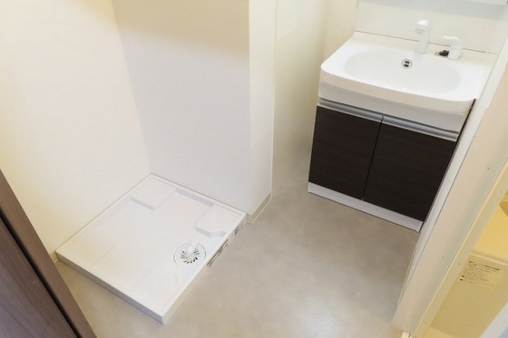 洗面設備　※掲載情報と現状が相違する場合には現状を優先とします。