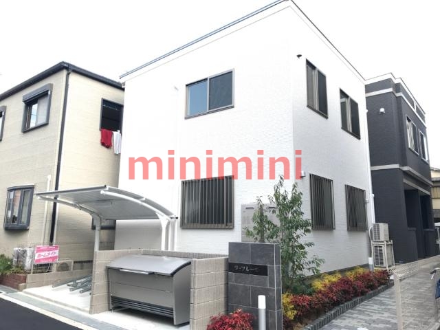 建物外観　外観写真（昼）