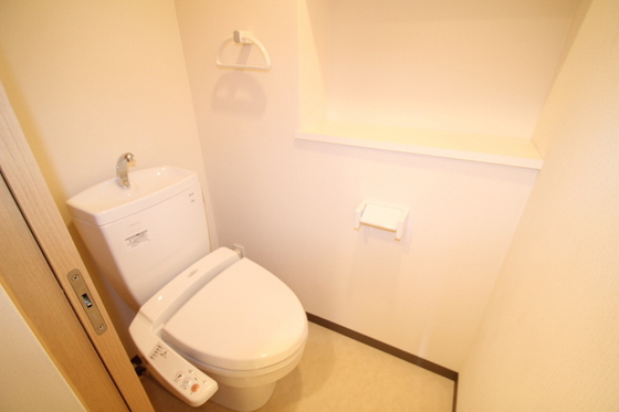 トイレ　※別部屋の写真です