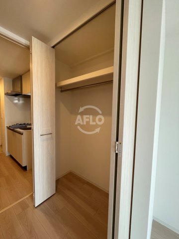 収納　レジュールアッシュNAMBA　クローゼット