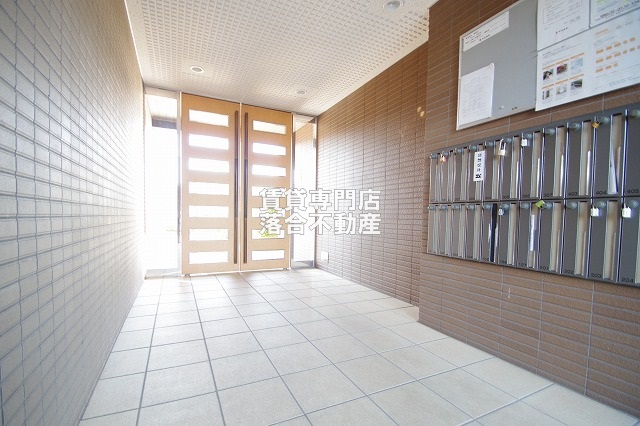 エントランス　清潔なエントランス