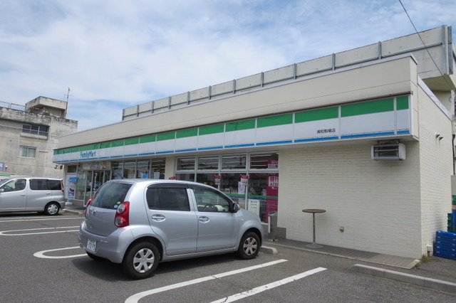 コンビニ　ファミリーマート浦和駒場店（コンビニ）まで450m