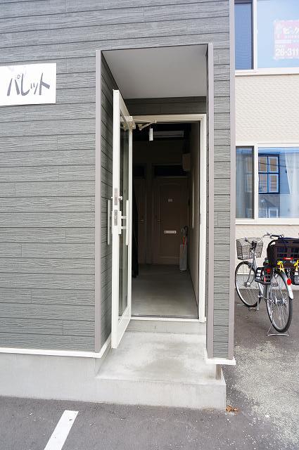 エントランス　エントランス