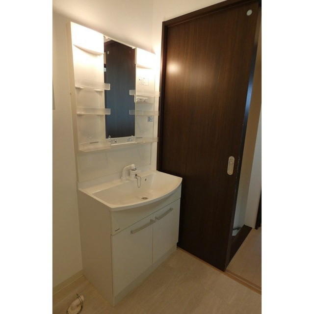 洗面設備　洗髪洗面化粧台