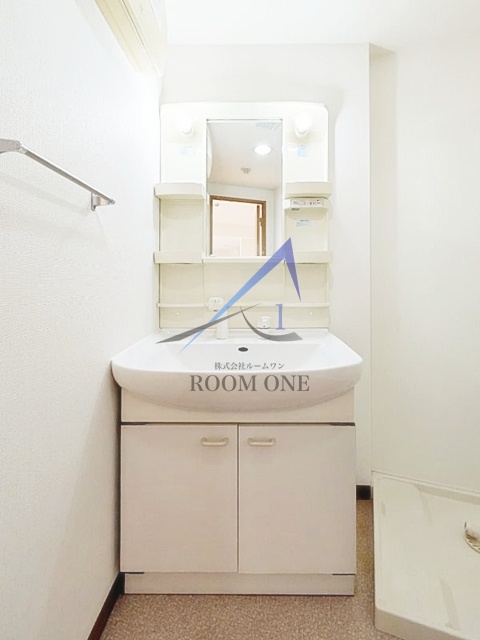 洗面設備　洗面台です。