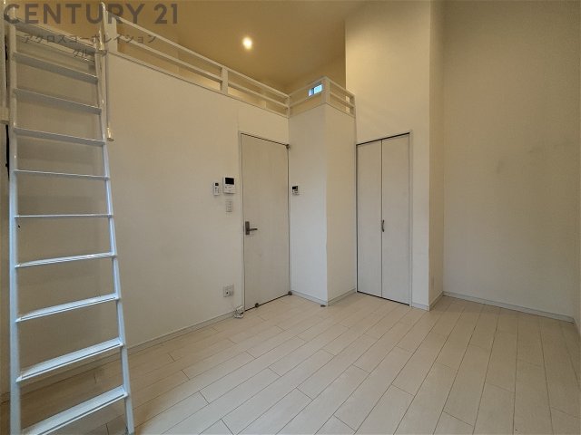 居室・リビング　エアコン付きで初期費用を抑えられます♪