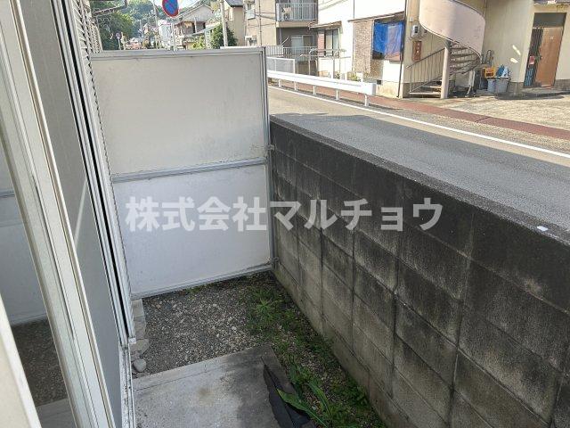 バルコニー　開放的で明るい空間を演出してくれるバルコニーです