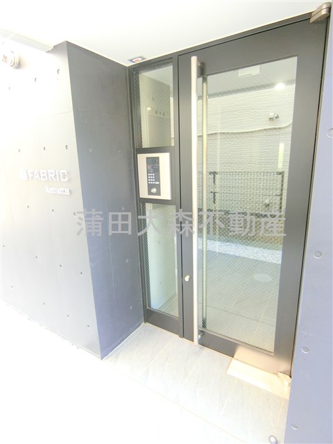 エントランス　TVモニター付オートロック宅配BOX