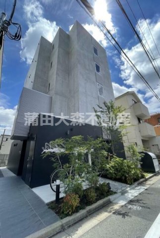 建物外観　2021年1月築　RC鉄筋コンクリート造地上5階建て総戸数1