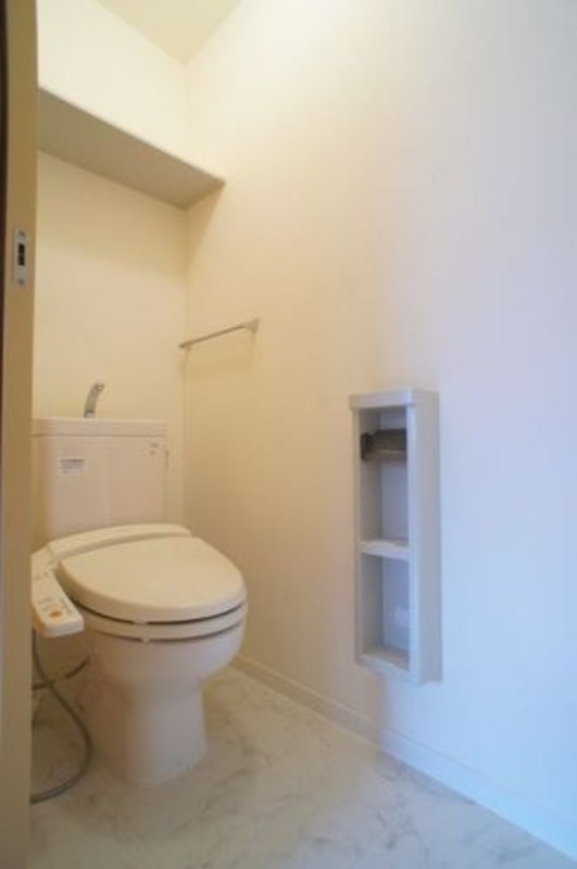 トイレ　図面と現状に相違がある場合には現状を優先