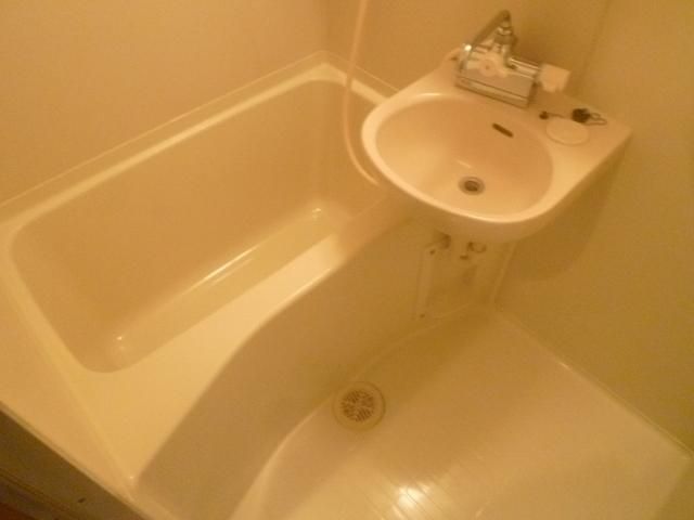 バス・シャワールーム　★ゆったりバスタイム★