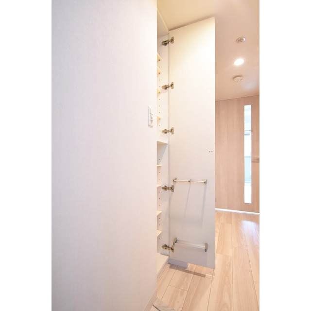 玄関　シューズボックス