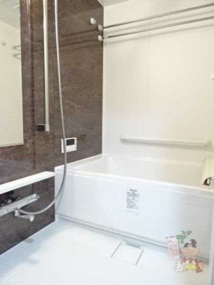 バス・シャワールーム　※同タイプの別部屋です