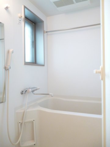 バス・シャワールーム　バスルーム