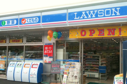 コンビニ　ローソン ＪＲ新福島駅前店（コンビニ）まで180m