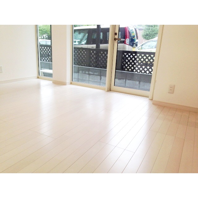 その他部屋・スペース　白基調の洋室♪