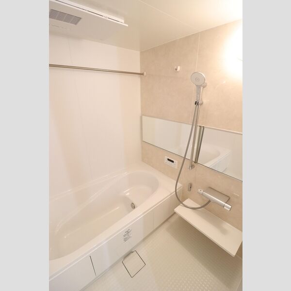 バス・シャワールーム　日々の暮らしに欠かせないお風呂です