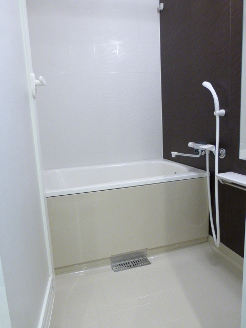 バス・シャワールーム　バス