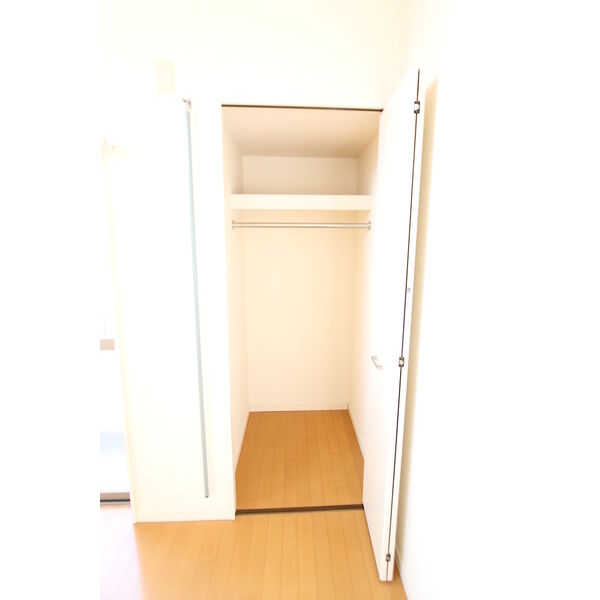 収納　※同じシリーズの室内写真