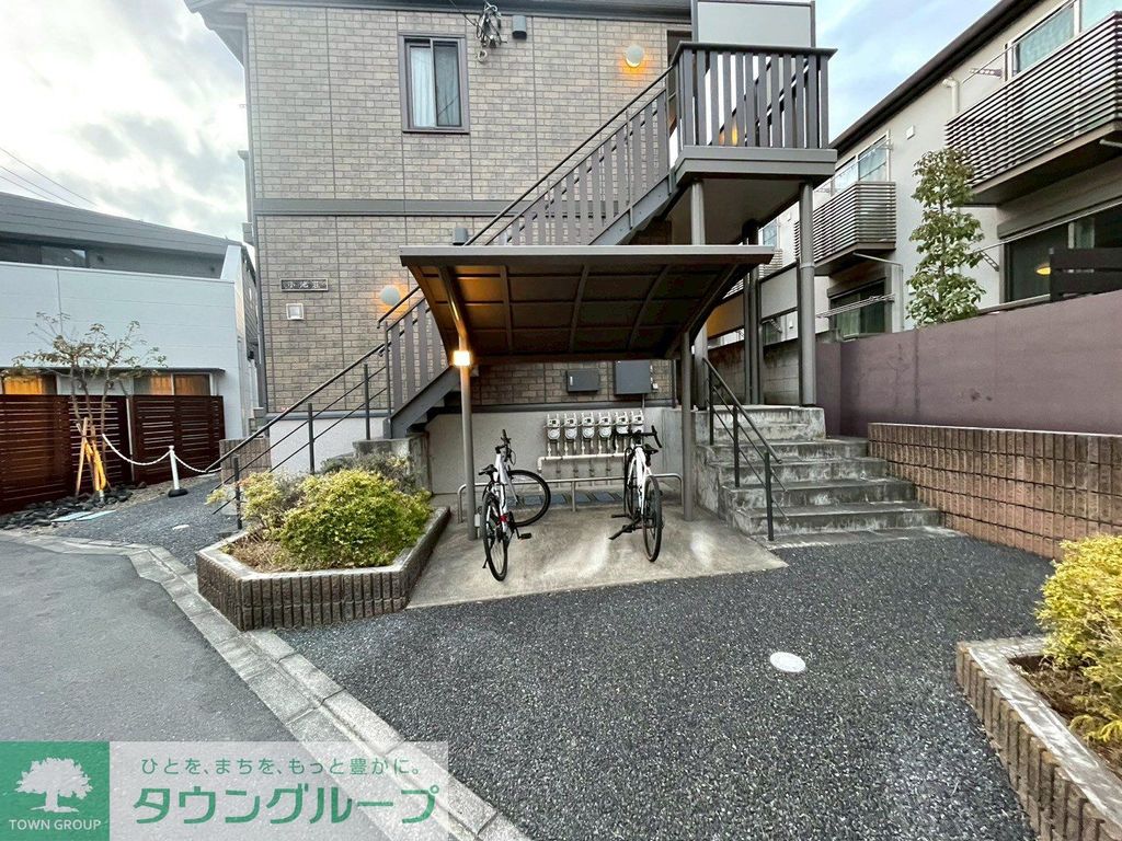 エントランス　エントランス