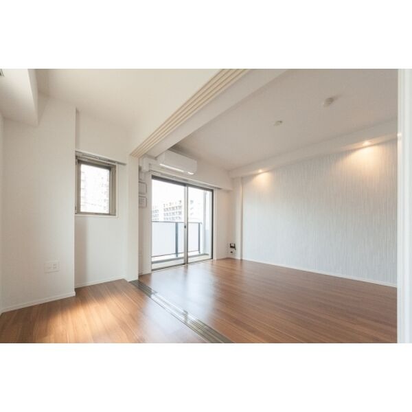 居室・リビング　広々リビングでゆったりくつろげます