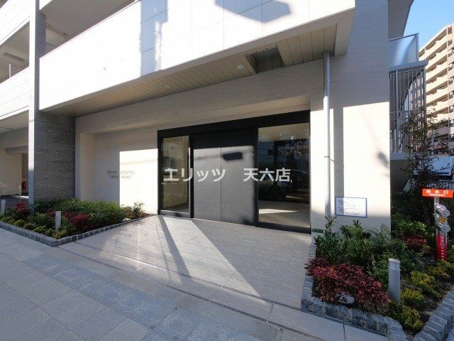 エントランス　エントランス