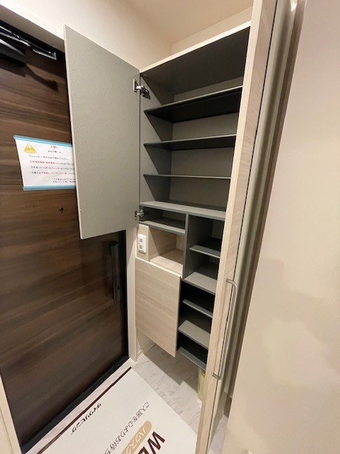 玄関　同ハウスメーカー新築参考画像