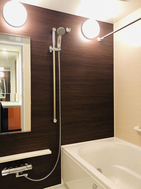 バス・シャワールーム　バス