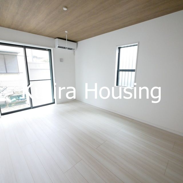 居室・リビング　★角部屋の２面採光★