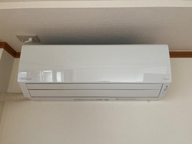 その他設備　リビングエアコン