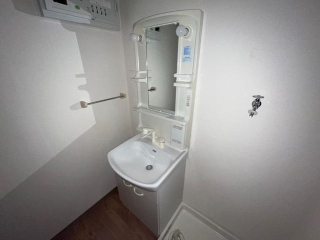 洗面設備　洗髪洗面化粧台