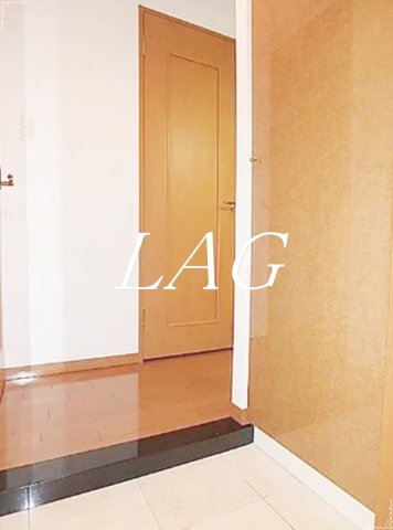 玄関　玄関です。