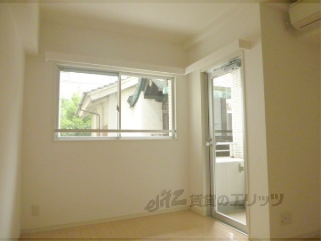 居室・リビング　居室