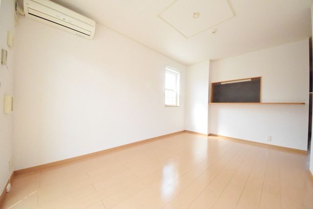 居室・リビング　★★ゆとりある広々リビング★★