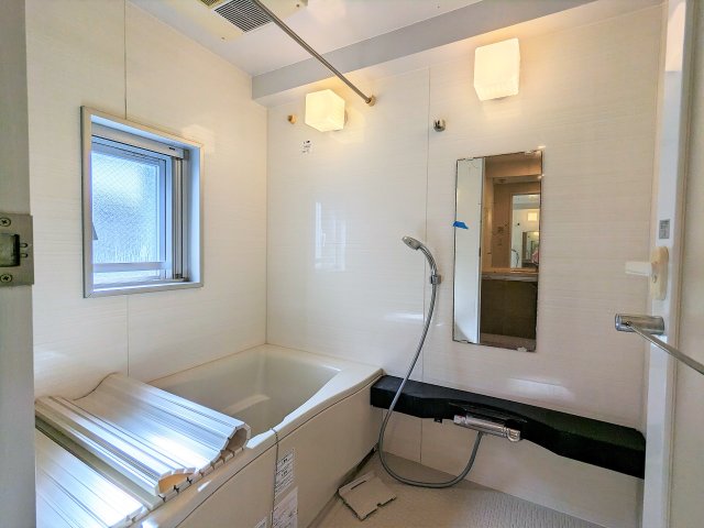 バス・シャワールーム　お風呂です