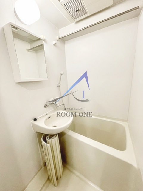 バス・シャワールーム　お風呂です。