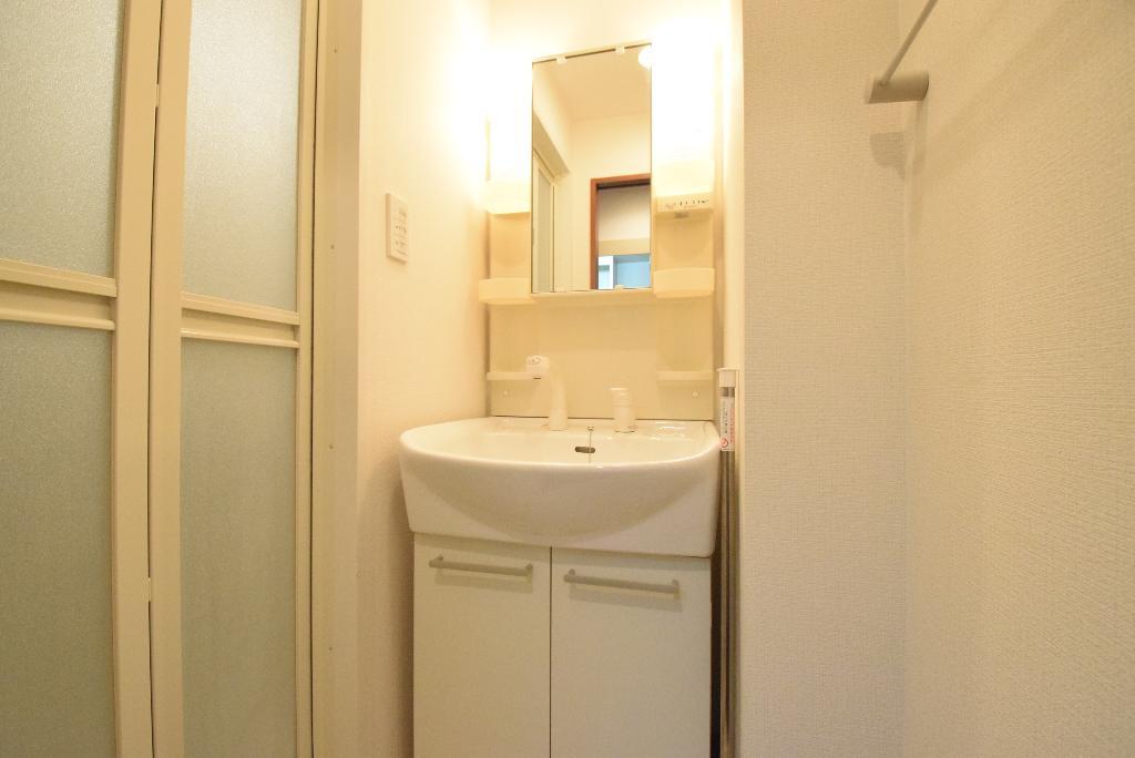 洗面設備　洗髪洗面化粧台