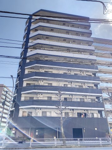 建物外観　新横浜駅徒歩10分のマンションです。